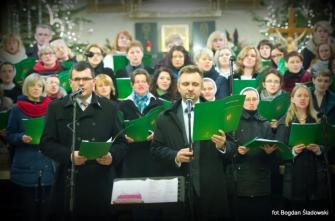 obraz-1 na stronie o tytule: Wspaniały koncert kolęd w kościele pw. Świętej Trójcy w Ząbkach
