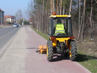 obraz-1 na stronie o tytule: Wiosenne sprzątanie w Ząbkach