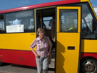 obraz-4 na stronie o tytule: Ruszył "Darmobus" w Ząbkach - konsultacje społeczne dot. darmobusa