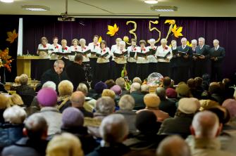 obraz-1 na stronie o tytule: 35. lecie chóru "Złota Jesień"